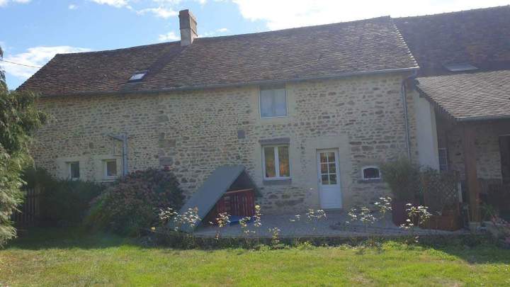 Expert en démoussage de toiture Vitry-le-François