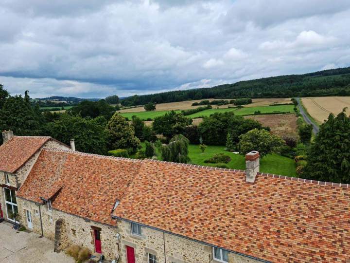Expert en démoussage de toiture Vitry-le-François